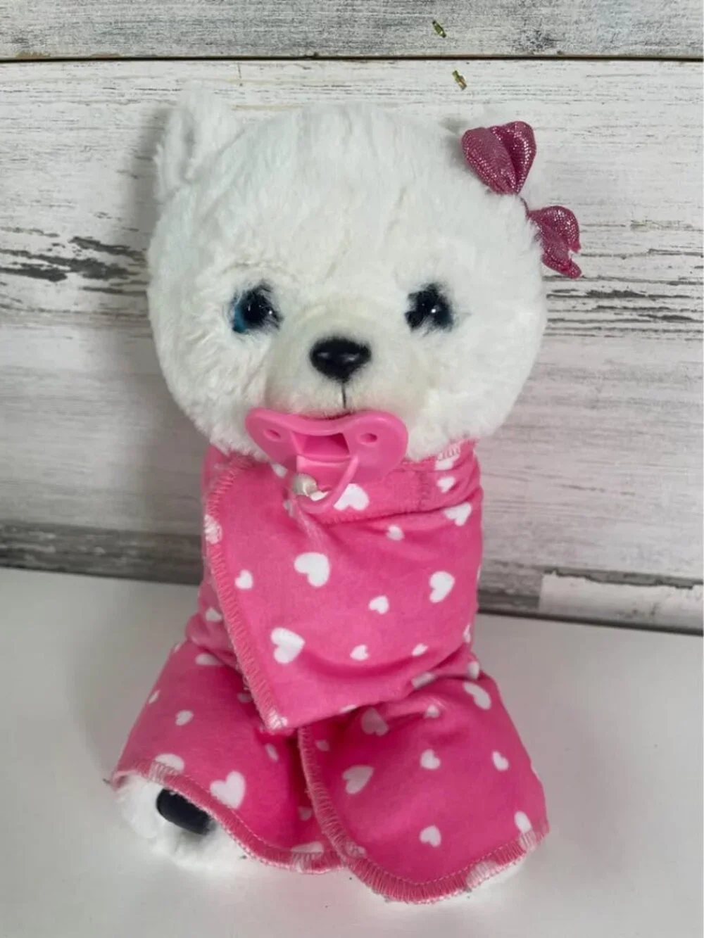RARE Little Live Pets Cozy Dozy Snowbelle Polar Bear w/ pacifier & pink blanket